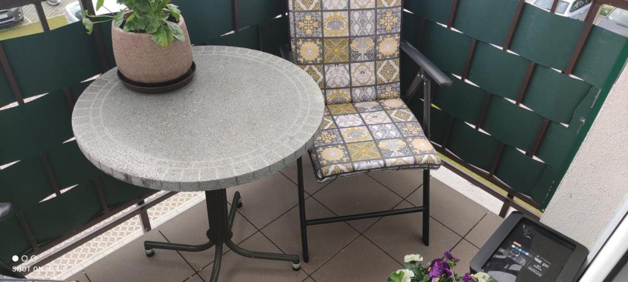 Apartament W Spokojnej Lokalizacji Cieplewo Екстериор снимка